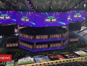 Fortnite World Cup: Players battle for biggest total prize pool